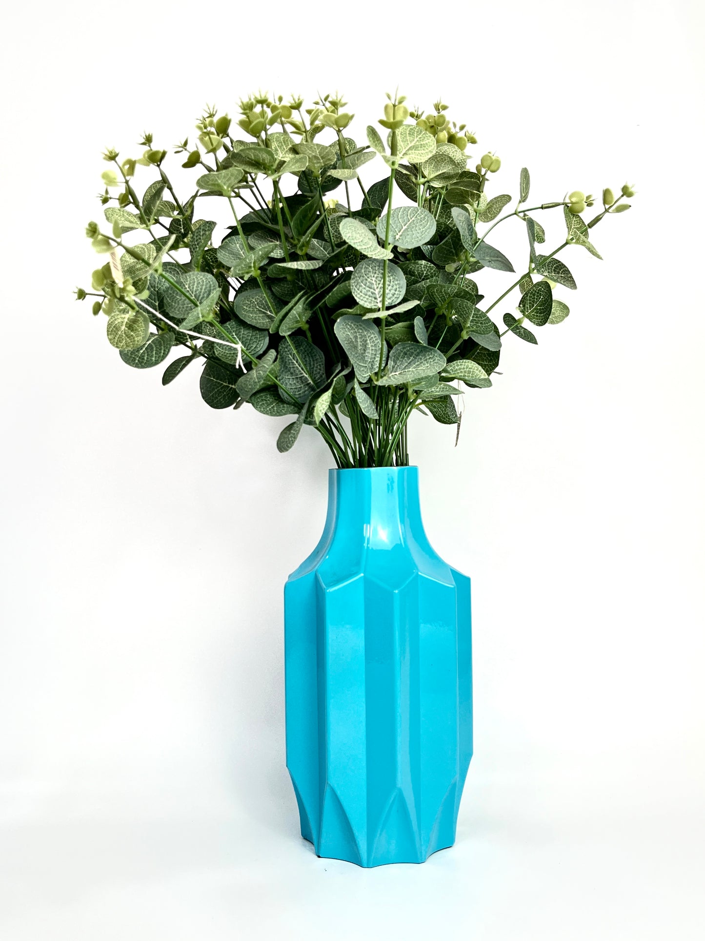 TURQUOISE VASE